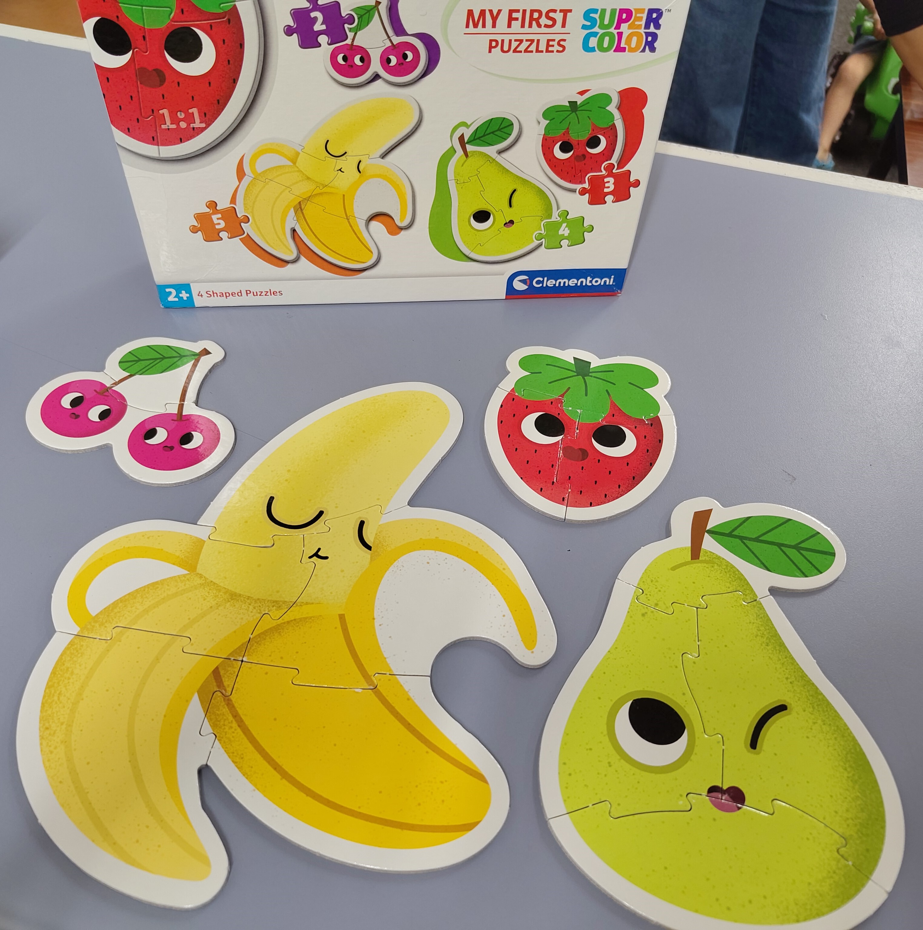 My first puzzle - super colour fruits