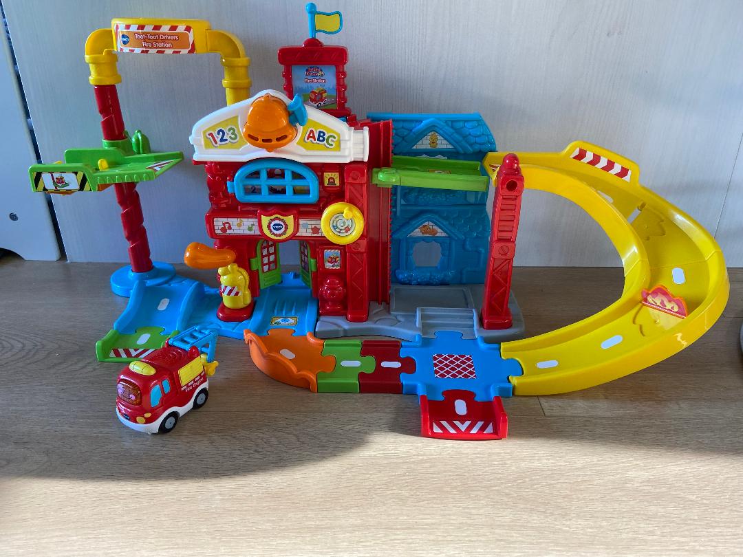 vTech Toot Toot Drivers Fire Station